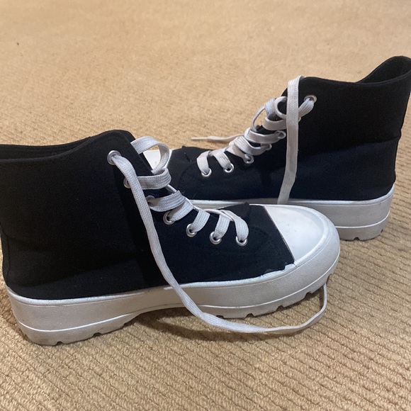 Platform high top sneakers - Picture 3 of 3